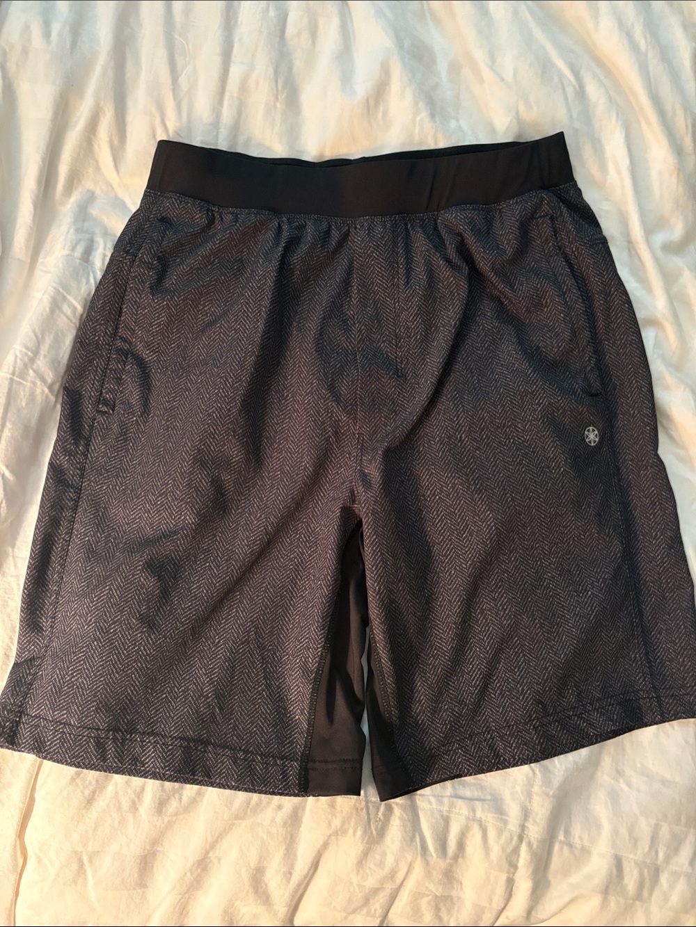 GAIAM Men's Dark Gray Herringbone Unlined Athletic or Yoga Shorts